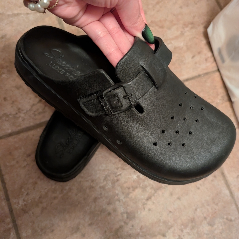Black Sketchers Clog Super Comfy
